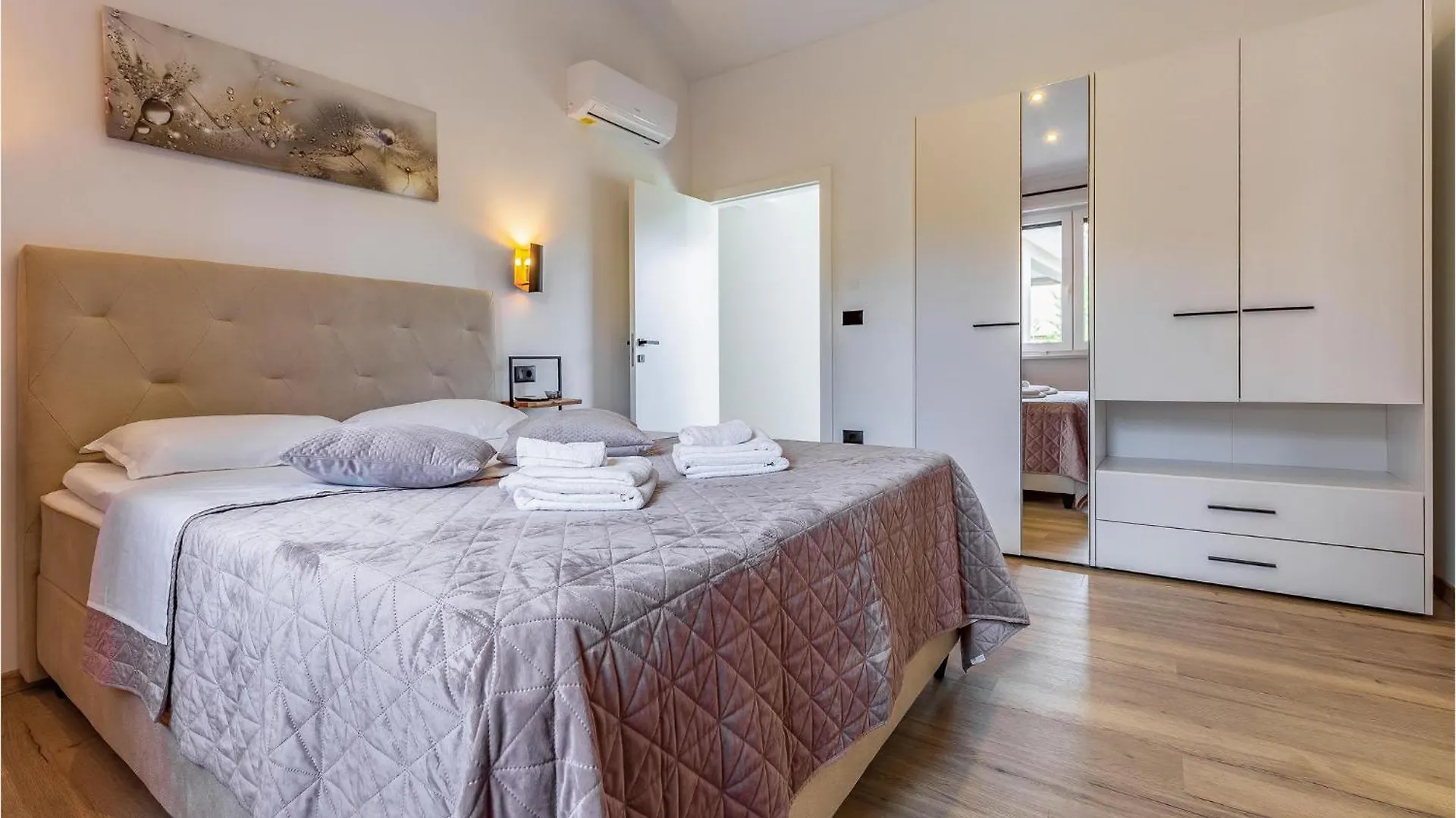 Gorgeous Apartment In Labin With Wifi  라빈